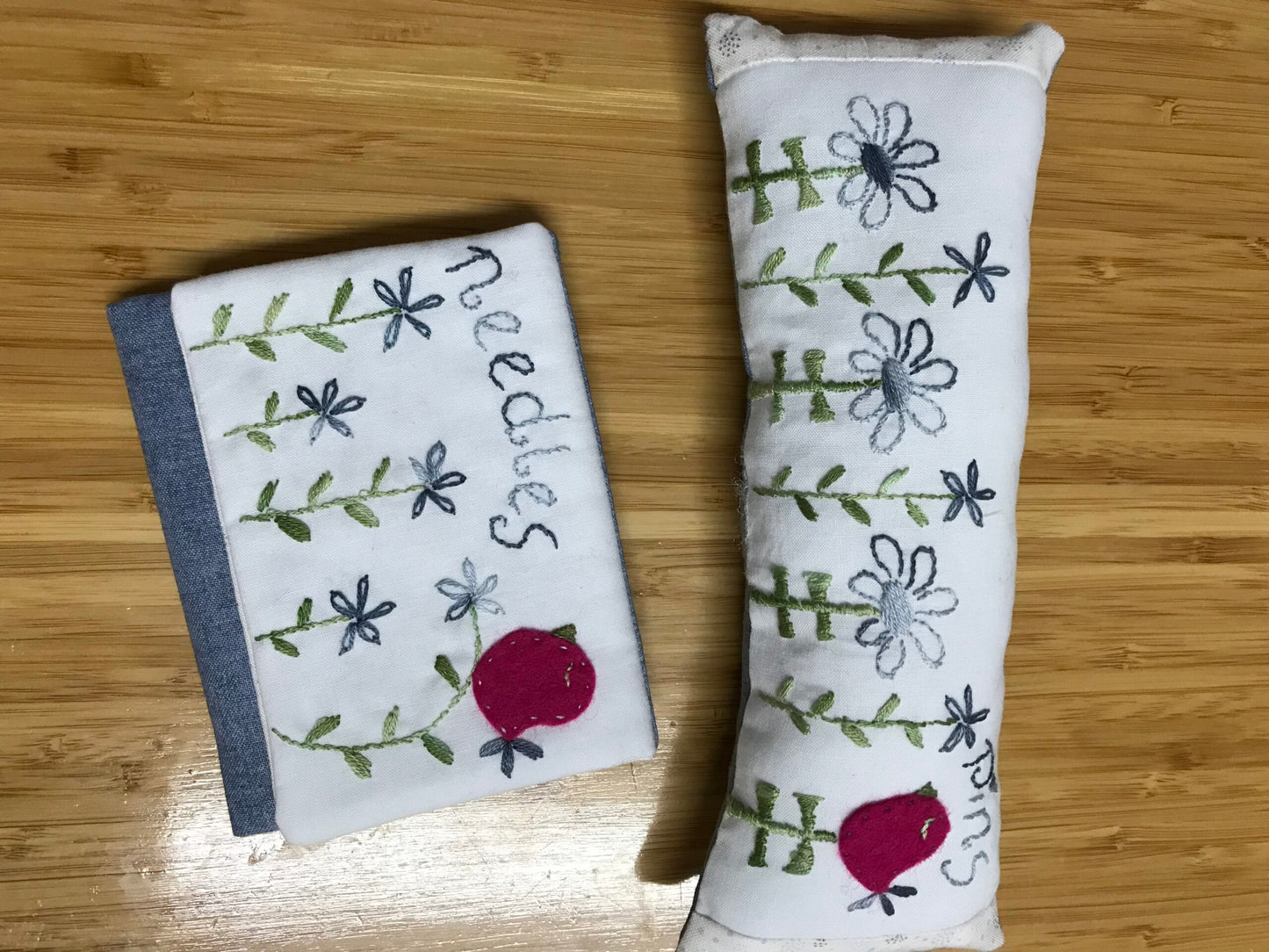 Flowering Blooms pincushion and needle compact