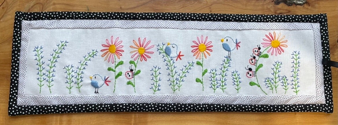 Gerbera needle roll