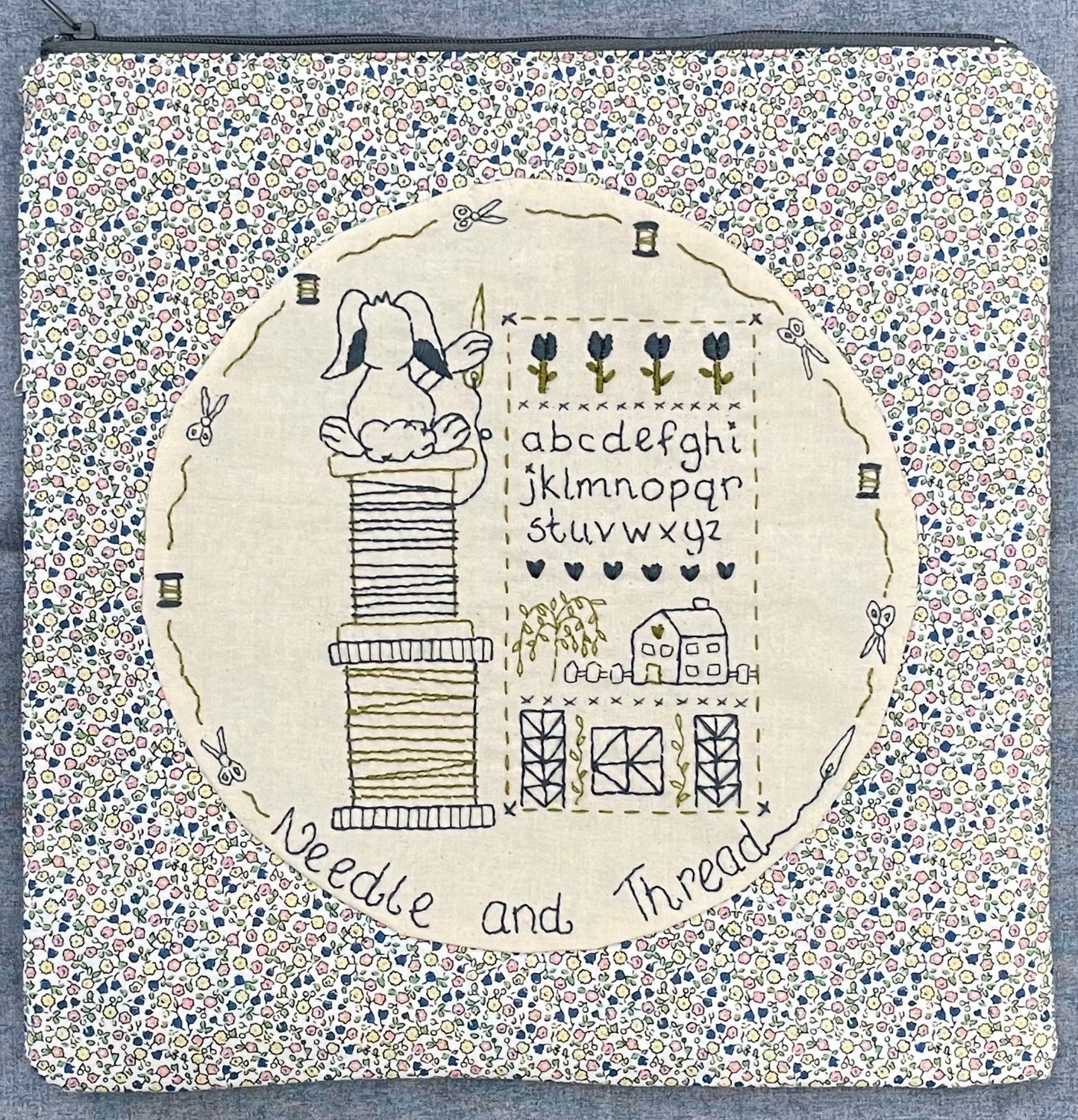 Sampler Zippered Pouch pattern and kit