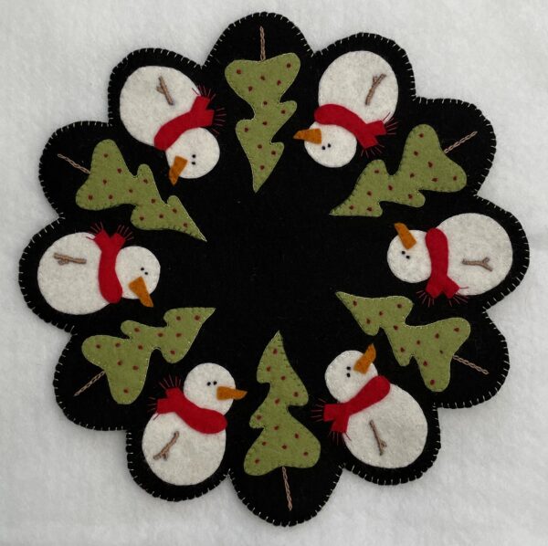 Frosty’s Candle Mat pattern and kit